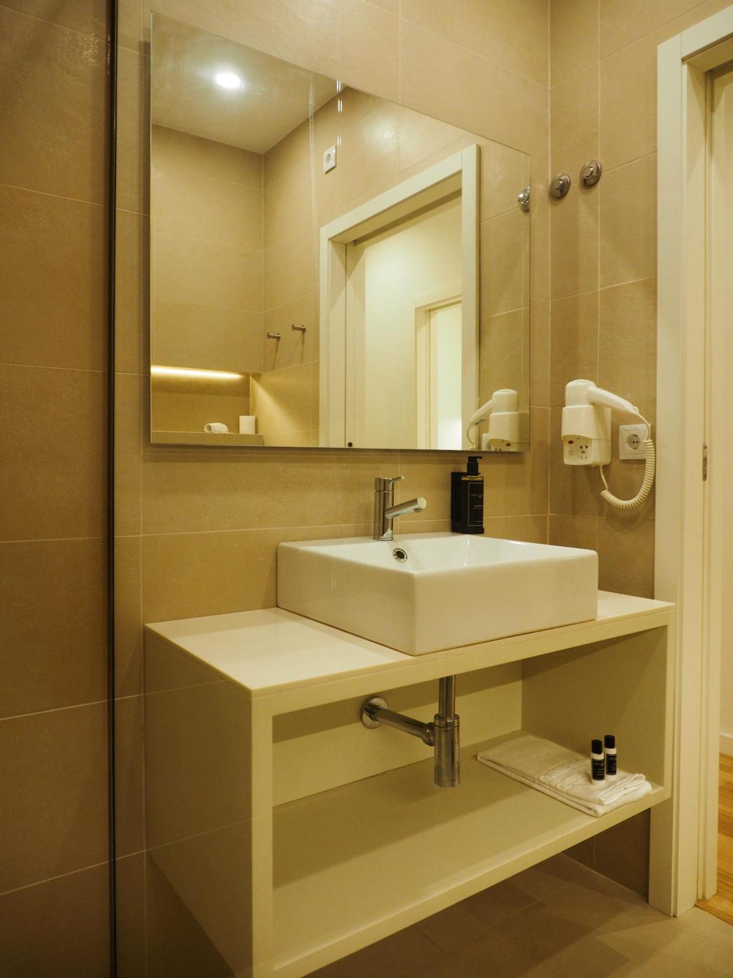 Almarela Apartments Porto Pokoj fotografie